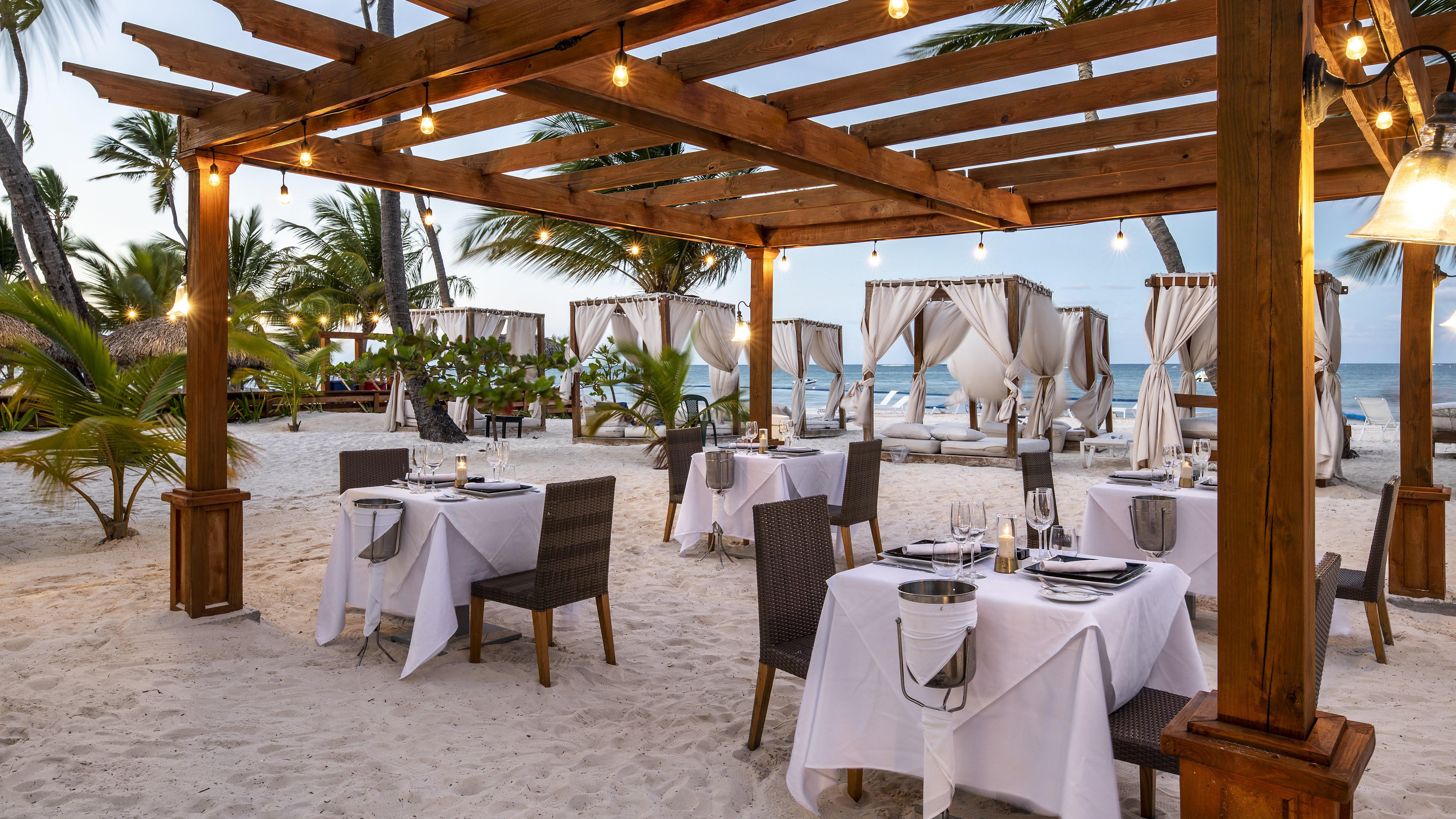Be Live Collection Punta Cana (Adults Only) Exteriér fotografie The Beach Club at Sandals Halcyon Beach