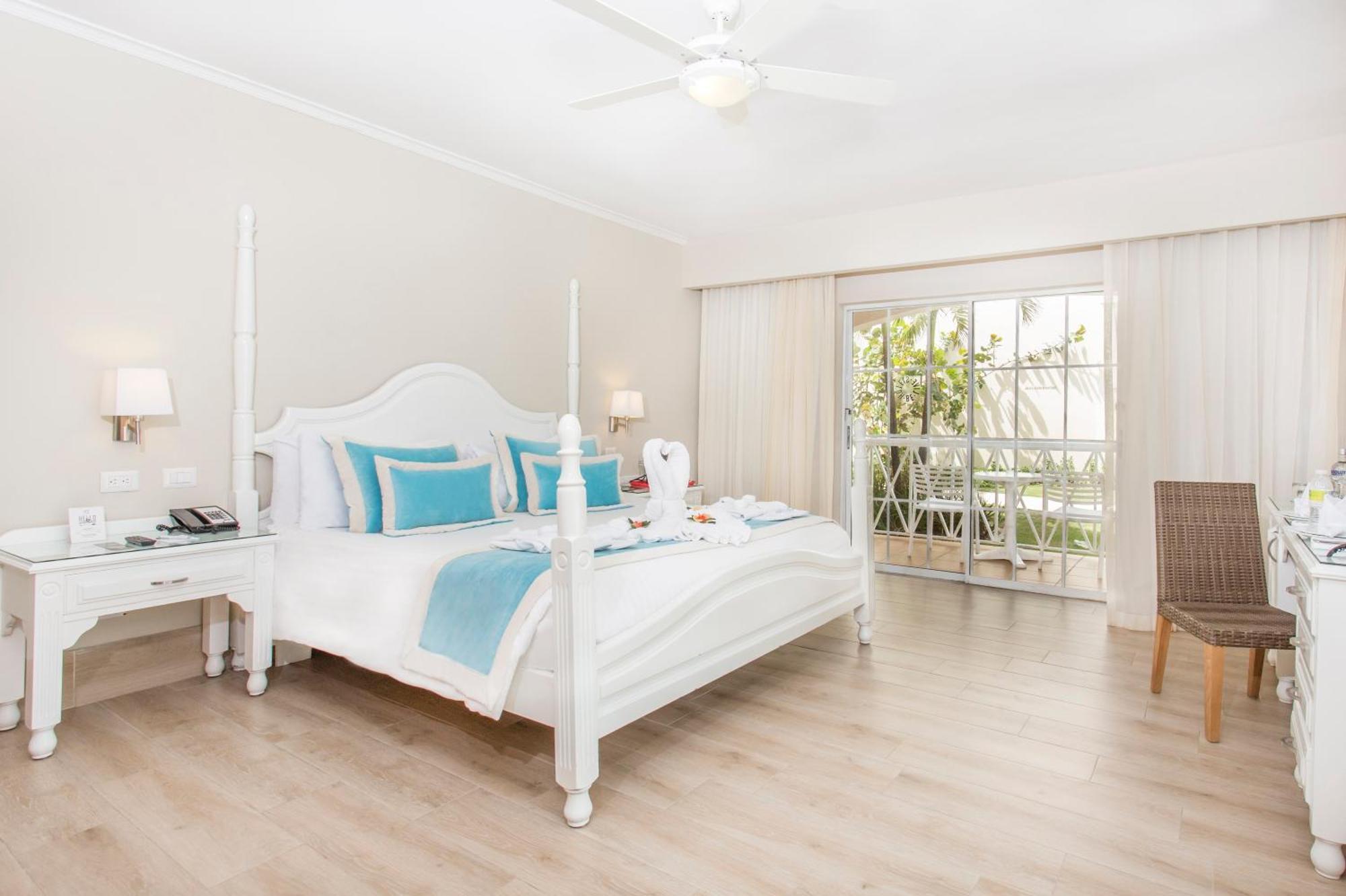 Be Live Collection Punta Cana (Adults Only) Exteriér fotografie A bedroom at the hotel