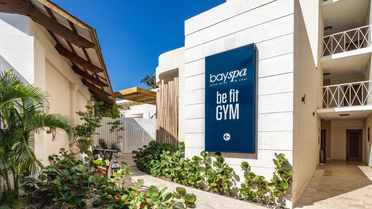 Be Live Collection Punta Cana (Adults Only) Exteriér fotografie The entrance to the boyspa at the Atlantis Paradise Island